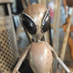 Meet your Posher, Polly